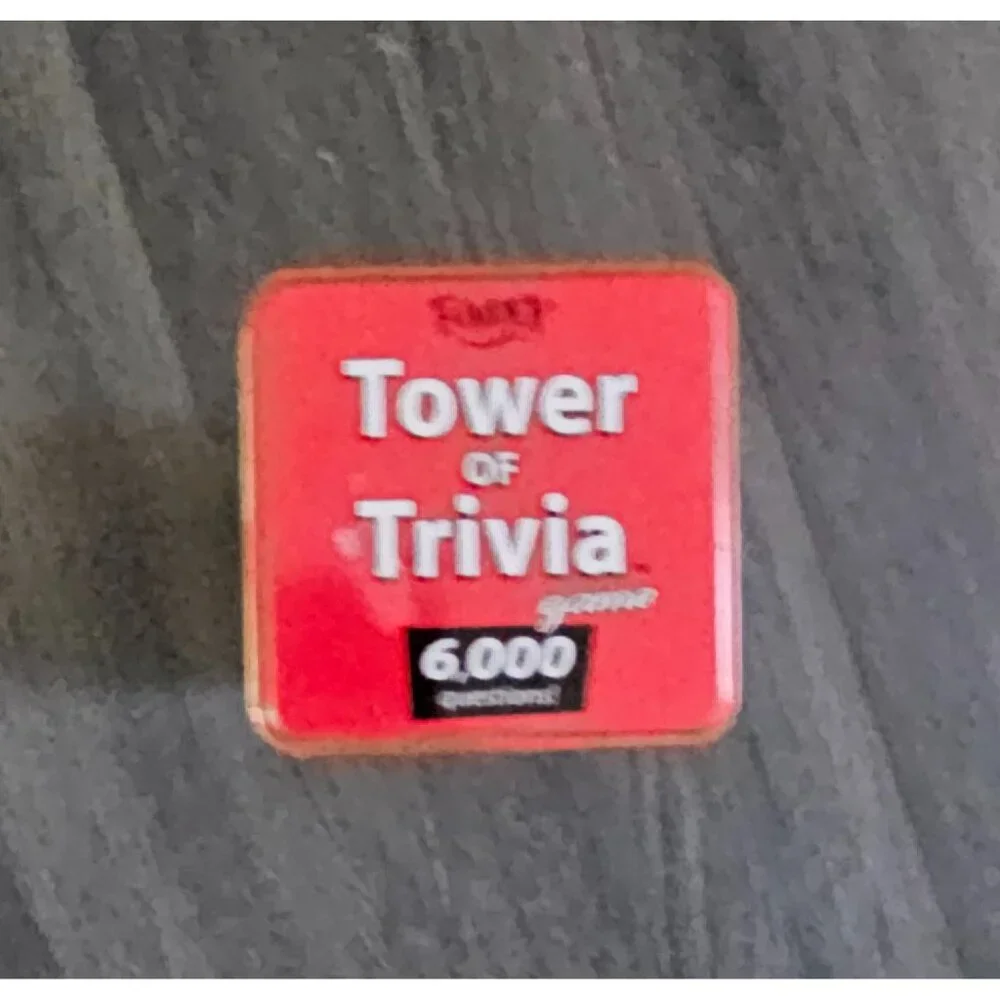 RARE Fundex Tower of Trivia Card‎ Game in Tin